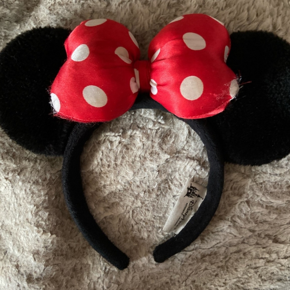 Disney black red minnie mouse fuzzy bow adult headband